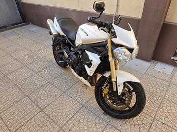 street triple 675 2012