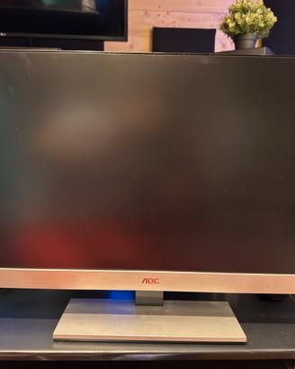 Monitor AOC 27”