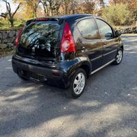 PEUGEOT 107 - 5 PORTE BENZINA
