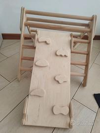 Triangolo di Pikler con scivolo/rampa