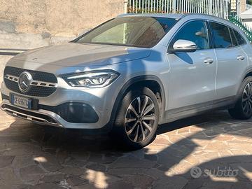 Mercedes-benz GLA 200 d Automatic Sport-1Proprieta
