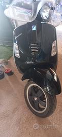 PIAGGIO VESPA GTS 300 09