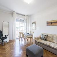 BILOCALE PIANO ALTO CITTÀ STUDI