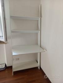 Scrivania con scaffali bianca