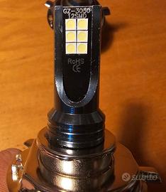 Coppia di Lampadine LED H4 - Nuove