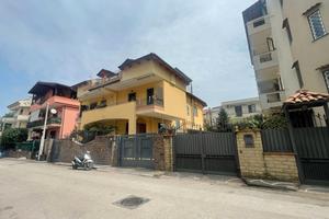 Giugliano - villa indipendente