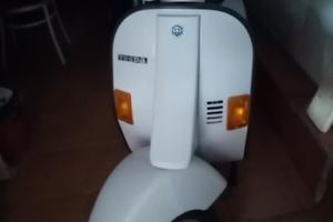 Vespa V anno 1990