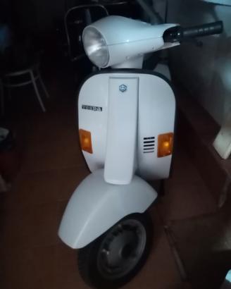 Vespa V anno 1990