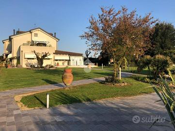 PORZIONE DI TRIFAMILIARE A VENEZIA