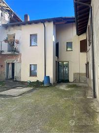 Porzione di Casa a Monvalle