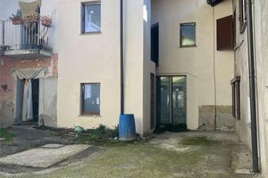 Porzione di Casa a Monvalle