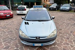 Peugeot 206 1.1 3p. XT
