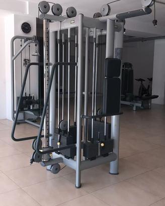 attrezzatura Technogym usato in blocco o singola