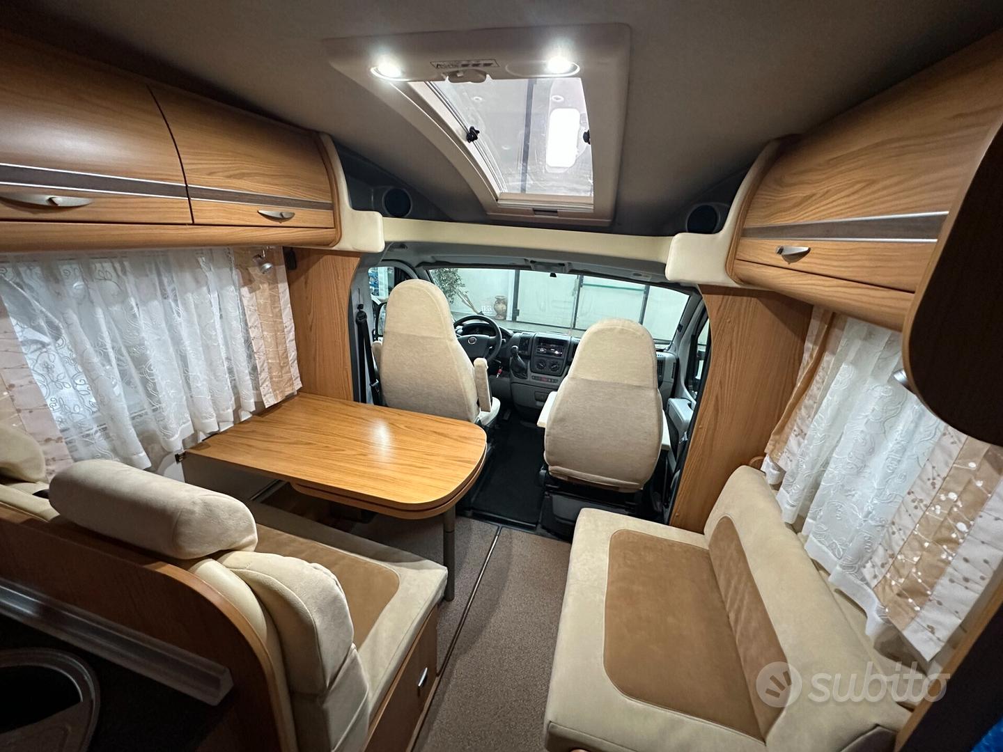 Subito - M.& M. Camper s.r.l. - Bürstner BUSRSTNER SOLANO T 695 - Caravan e  Camper In vendita a Pesaro e Urbino