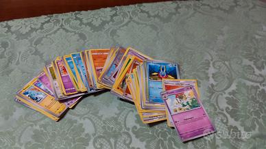 carte Pokemon collezione 