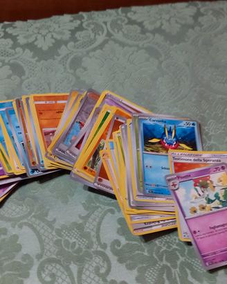 carte Pokemon collezione 
