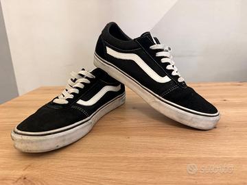 Scarpe VANS Nere – Numero 42,5