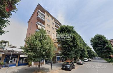 AMPIO BILOCALE IN BUONE CONDIZIONI CON TERRAZZO E