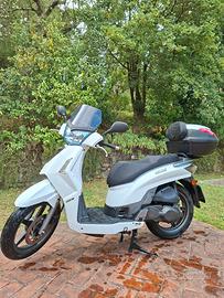 kymco People S 200I