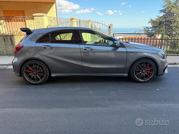 Mercedes A45 AMG