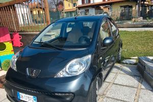 peugeot 107 . prezzo tratt.