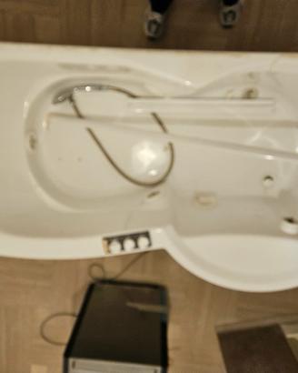 vasca da bagno jacuzzi
