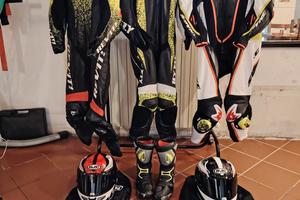 Abbigliamento moto racing
