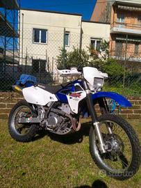 Suzuki dr 400 enduro
