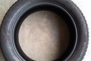 Gomme 4 stagioni Nokian 235/50 R19