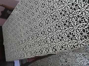 Copritavola all'uncinetto