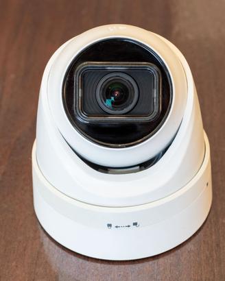 Telecamera Hikvision AcuSense DS-2CD2H86G2-IZS 4K