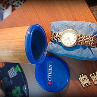 Orologio Citizen donna placcato oro lucido. Nuovo