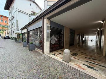 NEGOZIO A TRENTO