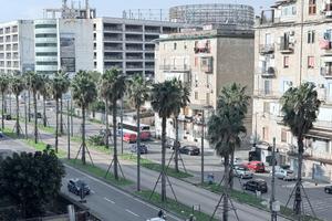 Ampia quadratura, vista mare