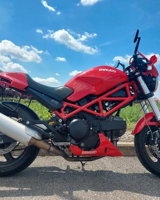 Ducati Monster 695