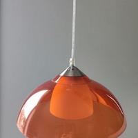 Lampada a sospensione arancione
