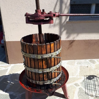 TORCHIO MANUALE PER UVA