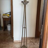 attaccapanni a terra in ottone, anni 70