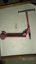 2 monopattini winx hello kitty