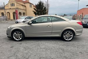 Opel Astra GTC TwinTop 1.6-16v Cabrio