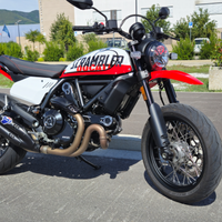 Ducati Scrambler Urban Motard con antifurto