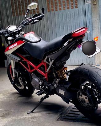 Ducati hypermotard 796