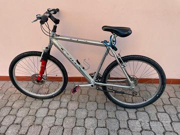 Bici mountain bike