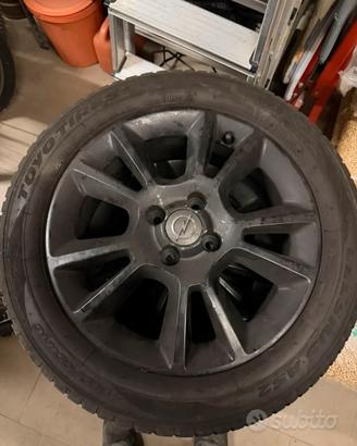 4 gomme + 4 cerchioni