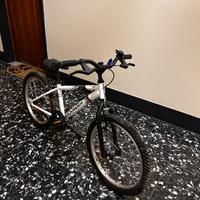 Mountain bike  8-10 anni bicicletta decathlon