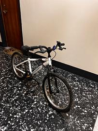 Mountain bike  8-10 anni bicicletta decathlon