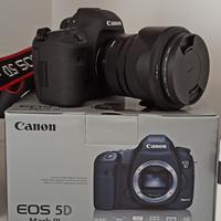 Canon Eos 5D mark III (solo corpo macchina)