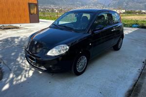 Lancia Ypsilon 1.3 MJT 75 CV Argento anno 2008