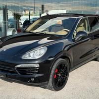 Porsche Cayenne 3.0 D TETTO/PELLE/"21 IMPECCABILE
