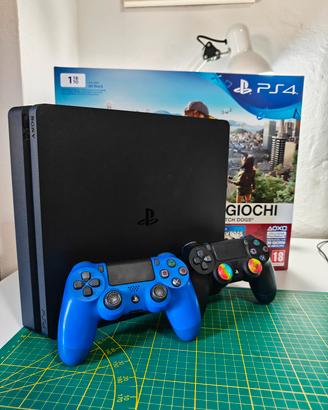 PlayStation 4 slim + 2 joystick + giochi 